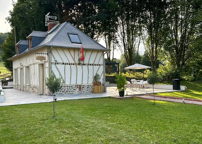 Holiday home Le Relais Du Chateau Fatouville-Grestain