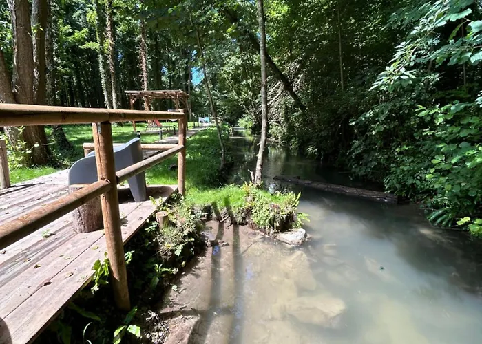 Holiday home Le Relais Du Chateau Fatouville-Grestain